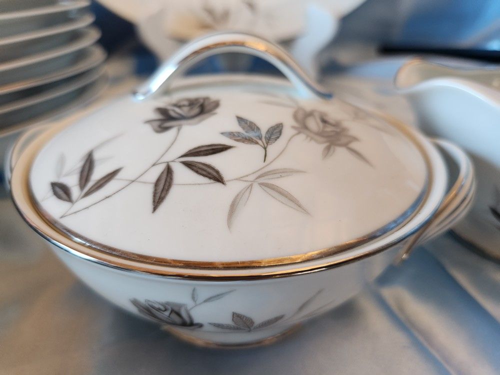 Elegantly Beautiful Noritake Rosamor Dinnerware Set For JAPAN