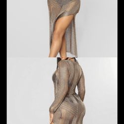 Size medium bathing suit cover up-dark Gold 