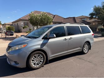 2012 Toyota Sienna