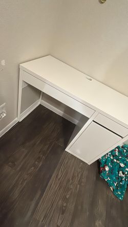 Mesa para computadora