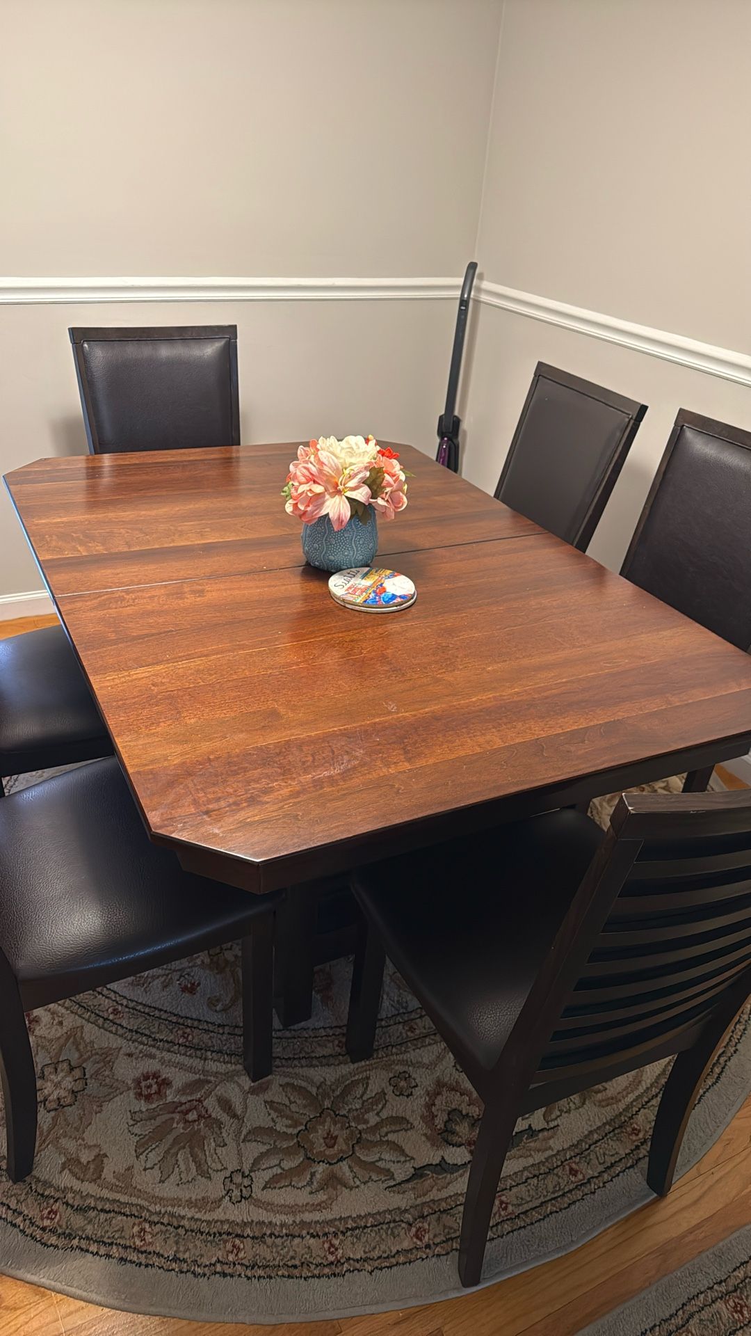 Dining Table With 6 Chairs 