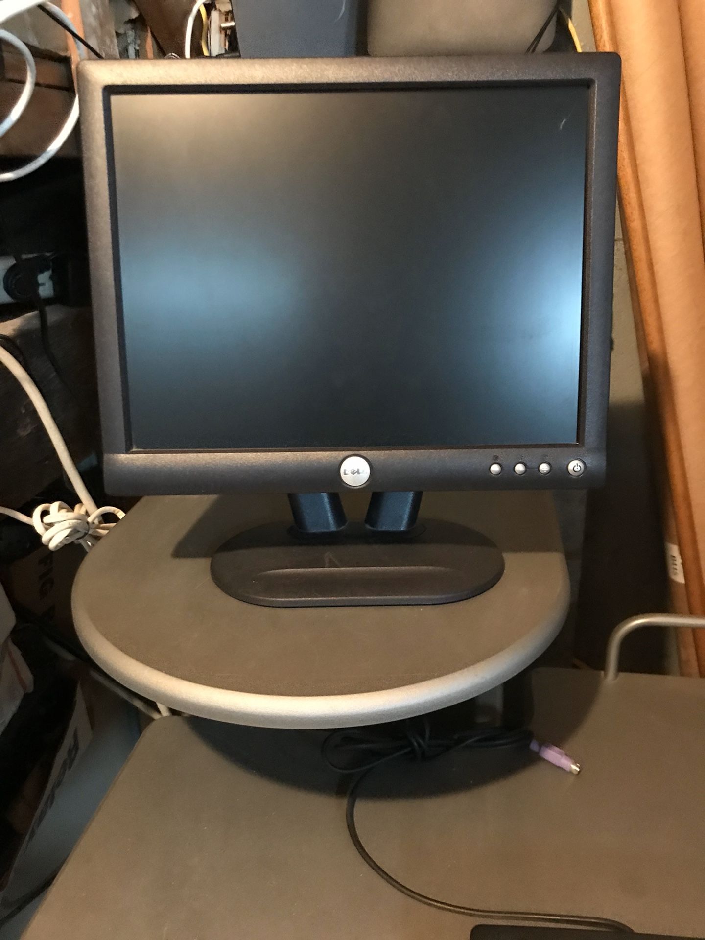 Dell 16 inch computer monitor