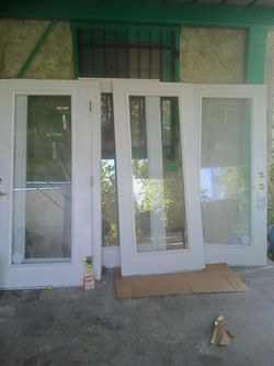 Double-sided glass doors
