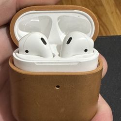 1st Gen Apple AirPods