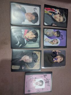 Stray kids photocards