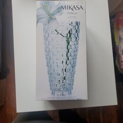 Vase (crystal) From MIKASA