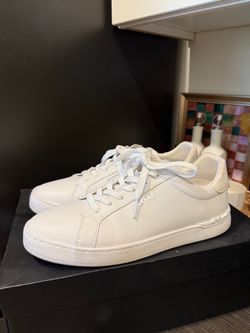 White coach shoes size 9 M.