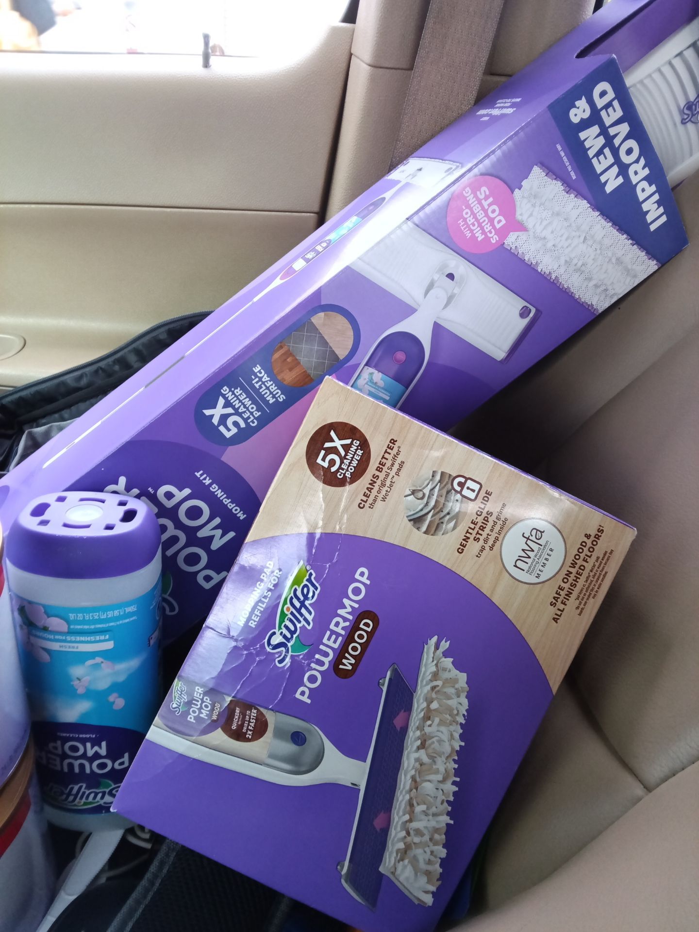 Swiffer power mop and refills