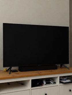 Samsung 55” 4K Smart TV