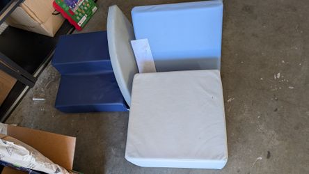 Toddler Tumbling Cushions