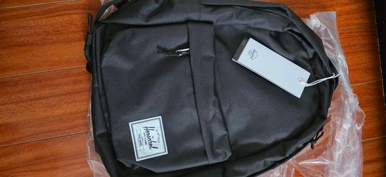 Herschel backpack ( New)