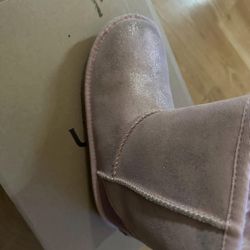Kids Size 2 UGG Boots 