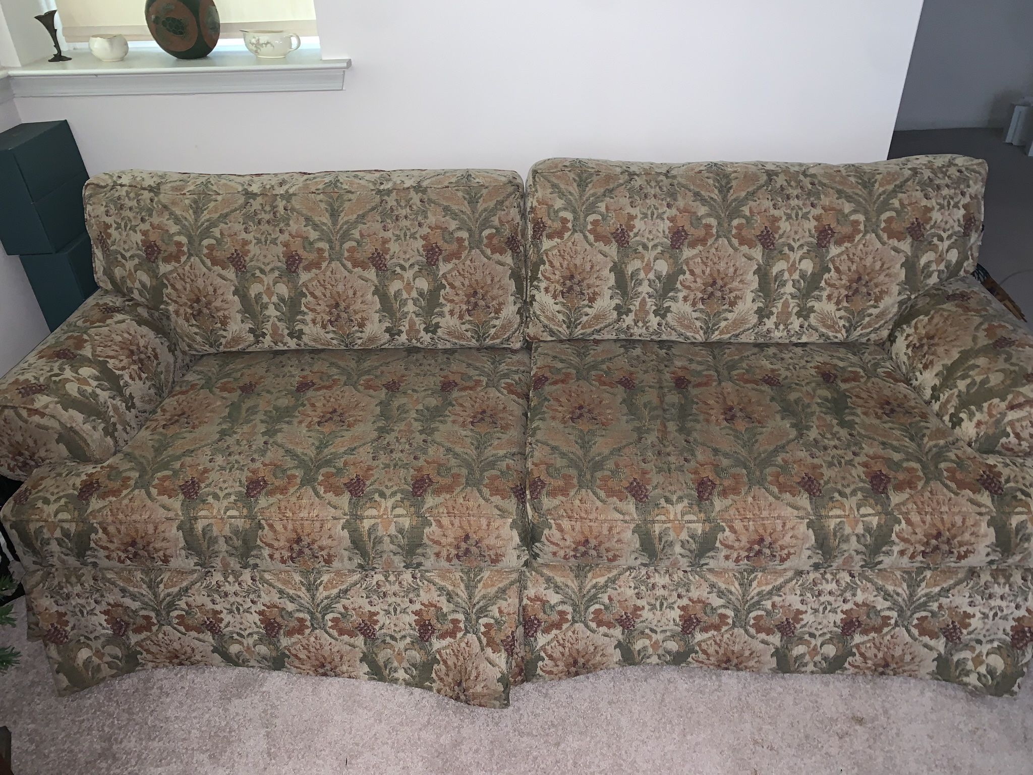 sofa couch in excellent condition *worth putting a slip cover on if it doesn’t go with your decor