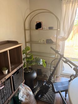 Glass shelf