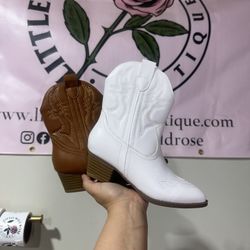 Cowgirl Boots Size 13 Bundle 