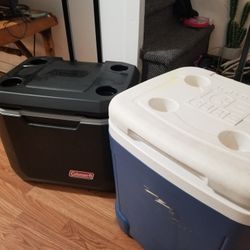 2 extra large coolers$ 25 each