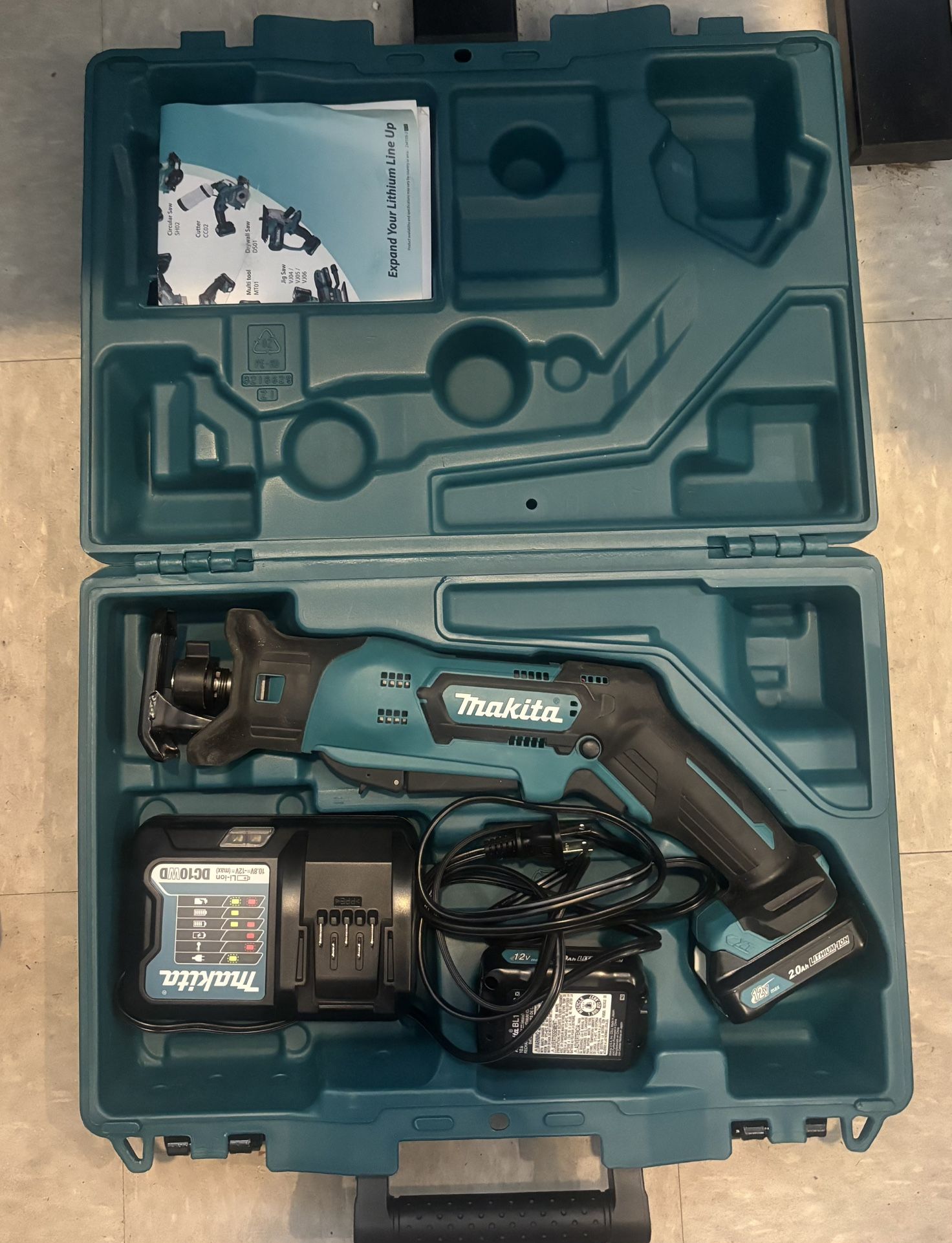 Makita RJ03R1 12V Max CXT Lithium-ion Cordless Recipro Saw Kit