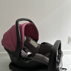 Evenflo Infant Car seat With Base 