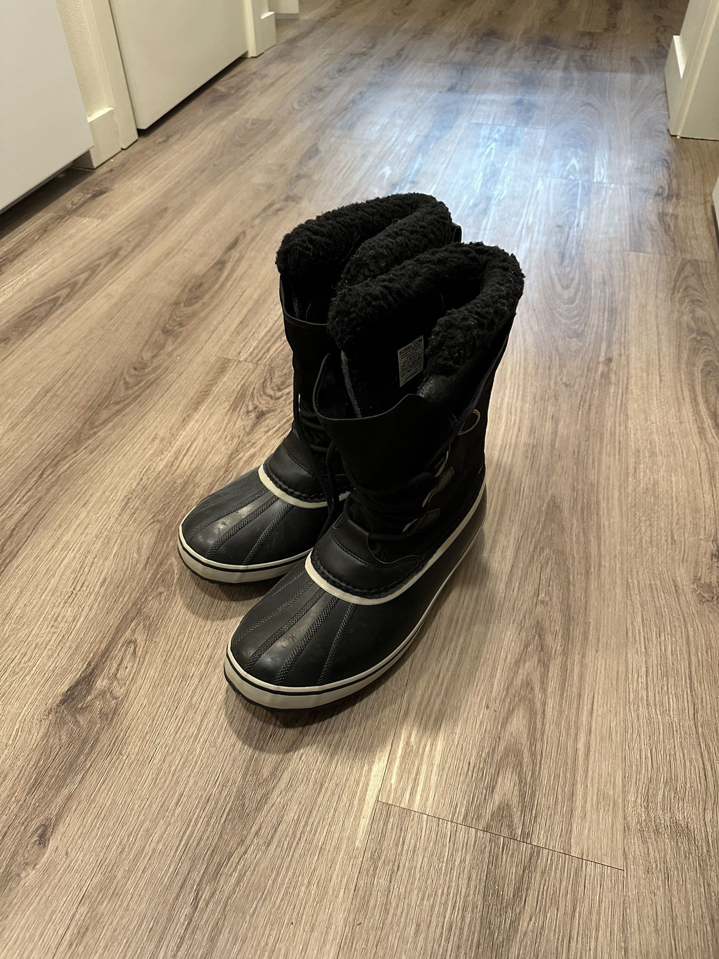 Sorel Snow Boots 10.5M