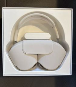 AirPods Max white