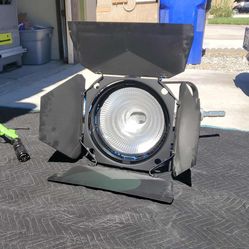 ARRI M18 HMI Lamphead (110/220 VAC)