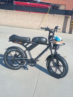 MOVCAN V30 1000W Peak Motor Electric Bike with 28 MPH Top Speed, Up to 70 Miles Range, 7-Speed Gear System, and Dual Hydraulic Disc Brakes