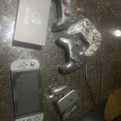 Nintendo Switch With 11 Games 