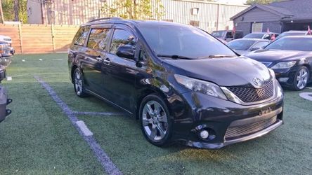 2014 Toyota Sienna