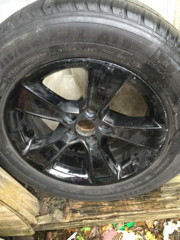 2011 Dodge Charger Wheels