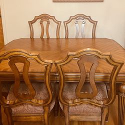 Dinning room set w/ China cabinet