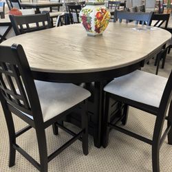 5pc Dining Room Table Set 