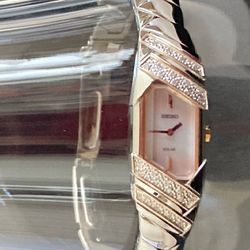 Beautiful SEIKO Two-tone 26 Diamond Solar Mother Of Pearl Dial Women’s Watch 