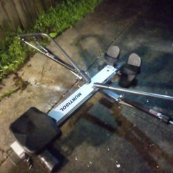 Rowing Machine $25 Great Workout 💪