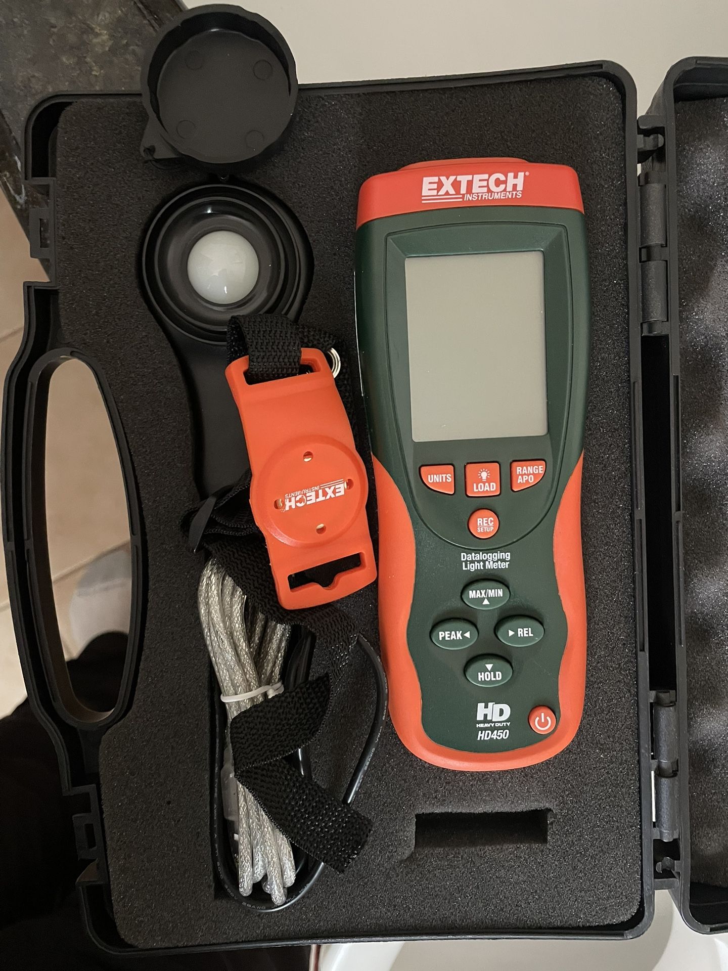 Extech HD450 light meter