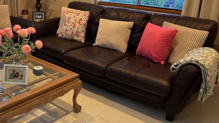 FREE SOFA