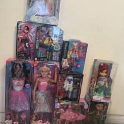 Dolls 