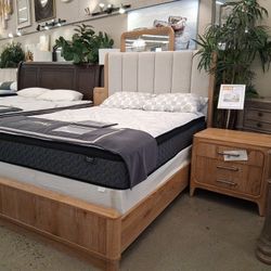 Upholstered Queen Bedframe