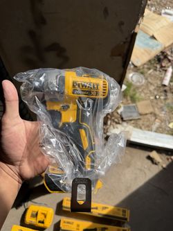 DeWalt DCF887 20V XR Impact Driver – Brand New (Tool Only)