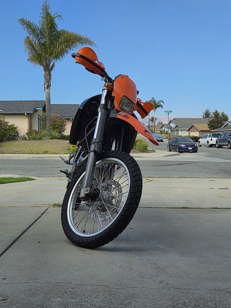 2001 KTM LC4