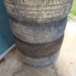 245/65/17 set of tires