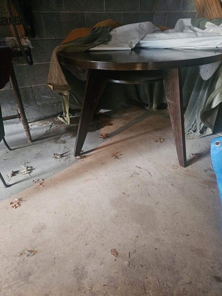 Circular Solid Wood Dark Brown Dining/Kitchen Table