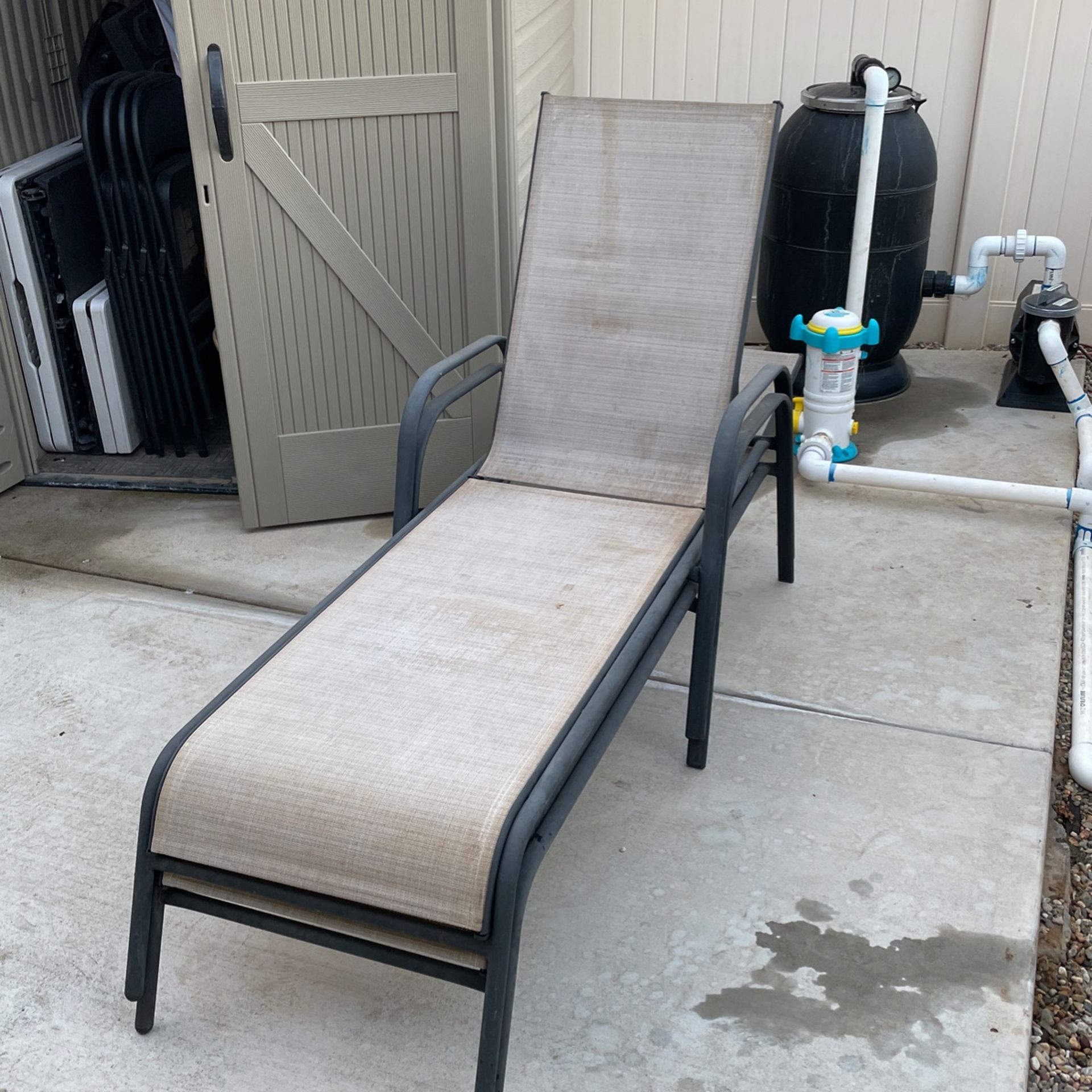 Pool Lounge Chairs