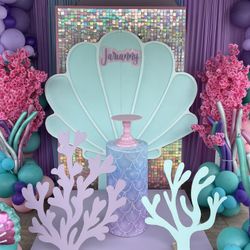 BACKDROPS - PLATFORM - ROMAN ARCH - WOOD DECORATION - PARTY PROPS - PARTY RENTALS - CANDY CARTS - MERMAID DECOR - WOOD PANELS - CHAMPAGNE WALL - DECOR