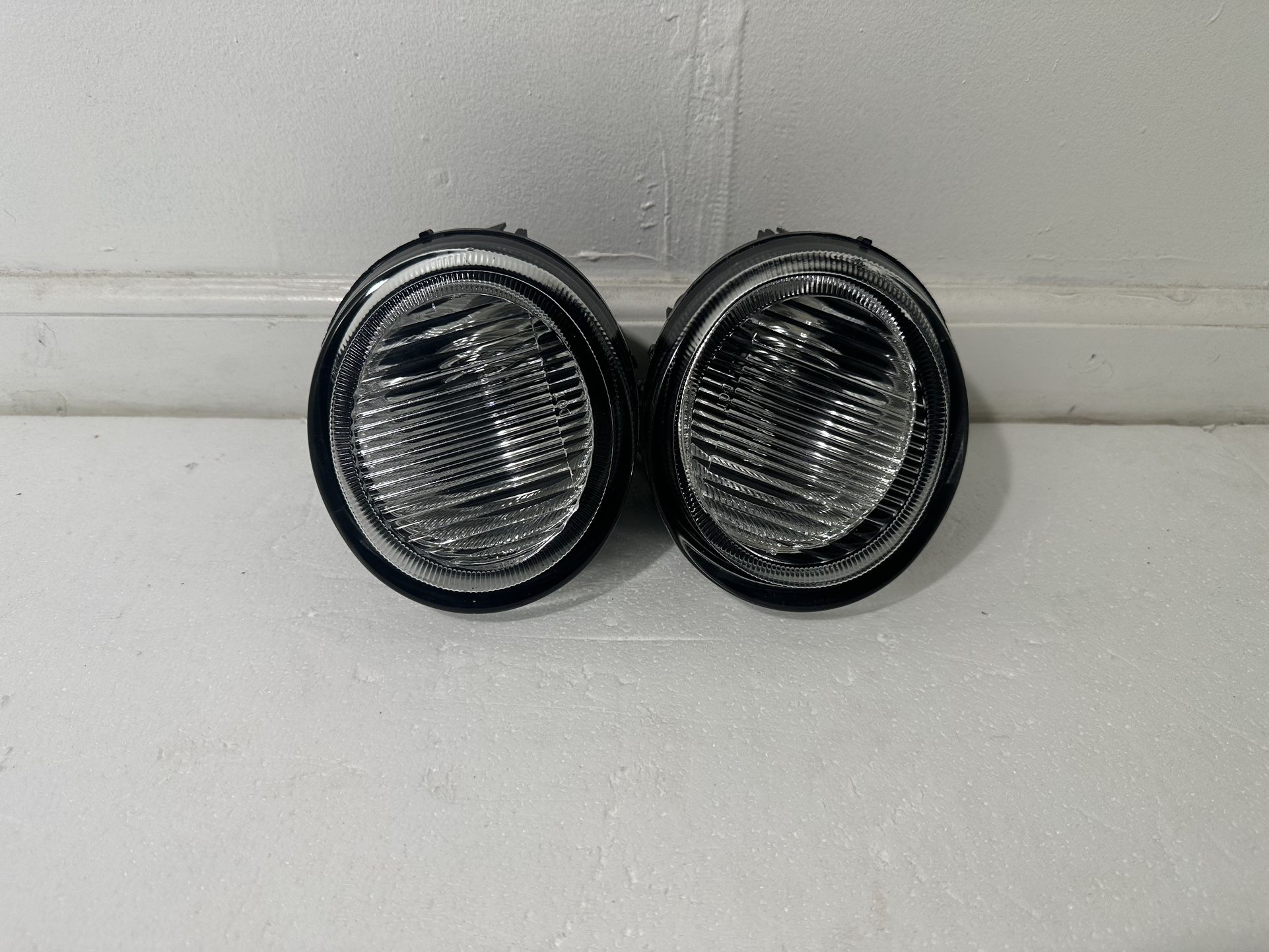 Nissan Máxima Fog Light Year 2002-2003