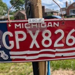 Michigan 1976 Vintage License Plate (Pair)