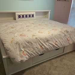 Full Sized Bed And Dresser