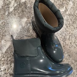 Women's MK Rain boots Size 7