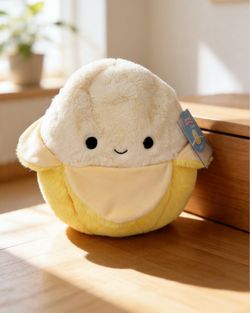 🍌 Squishmallows Junie the Banana FuzzAMallow (12") – Like New 🍌