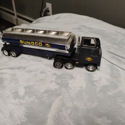 Sunoco Gas Tanker.         Buddy L 