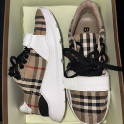 Burberry Shoes